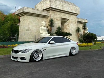 Indonesian BMW F32 slammedenuff looks delicious
