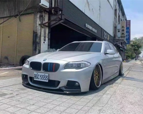 Touring version BMW 5 Series slammedenuff domineering side leak
