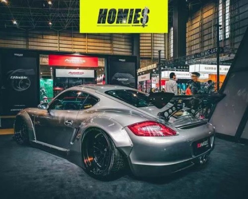 Low lying wide body Porsche 911 slammedenuff is popular