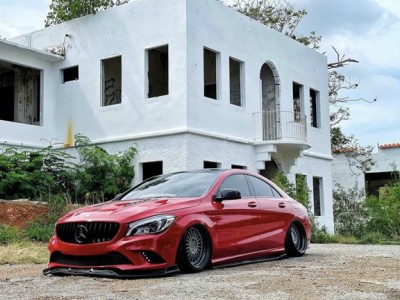 Extreme posture Mercedes-Benz W176 slammedenuff is popular
