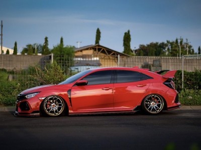 The pursuit of excellence Honda Civic RS slammedenuff young and dynamic