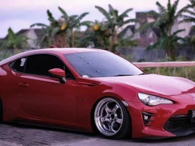 Posture sublimation Toyota 86 slammedenuff ignites the ultimate charm