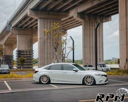 Inspiring passion, low profile: Honda Integra and Slammedenuff