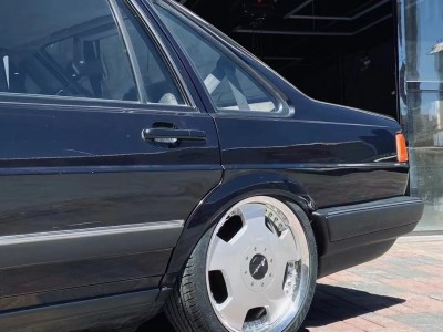 Elevating Style: The Santana Slammedenuff