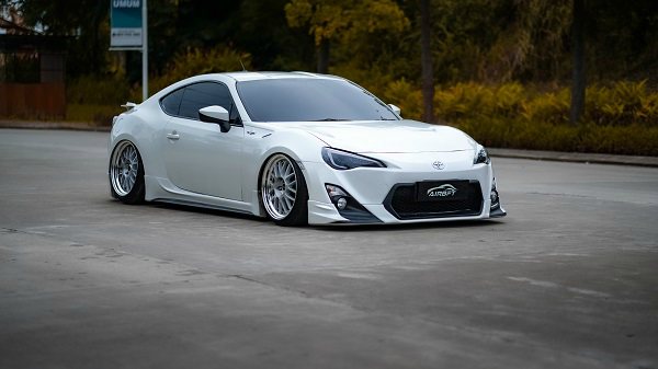 Toyota 86 slammedenuff Close to the ground charm